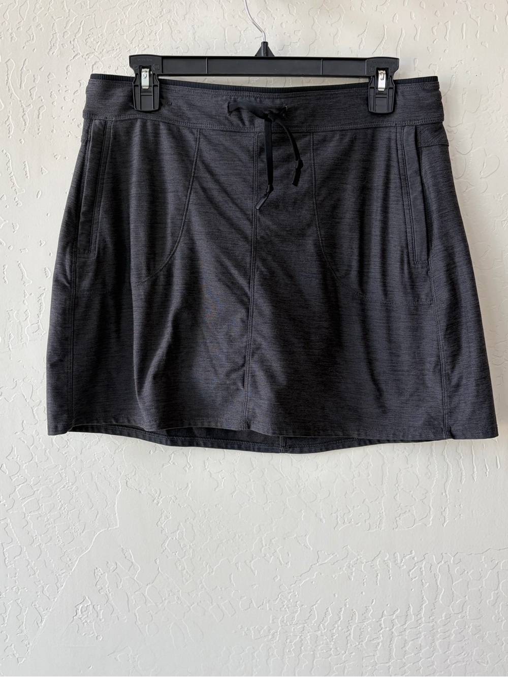 Kuhl Revivr Pull On Skort Dark Gray Womens Medium Golf Pickleball Tennis